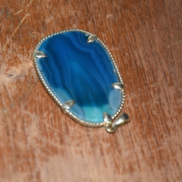Blue oval pendant | Jewelry - Picture 4 of 4